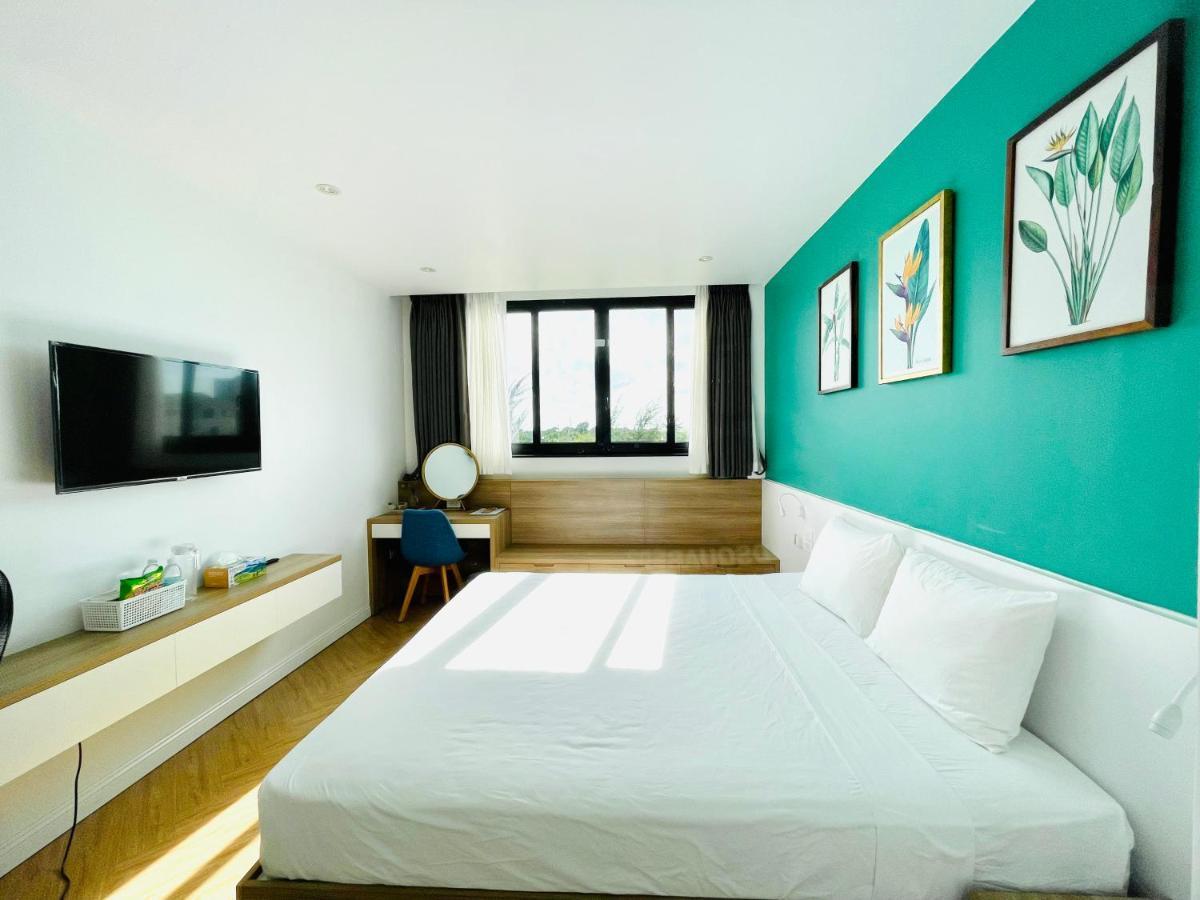 The Track Homestay - Near Bai Dai Beach Cam Lam Exterior photo